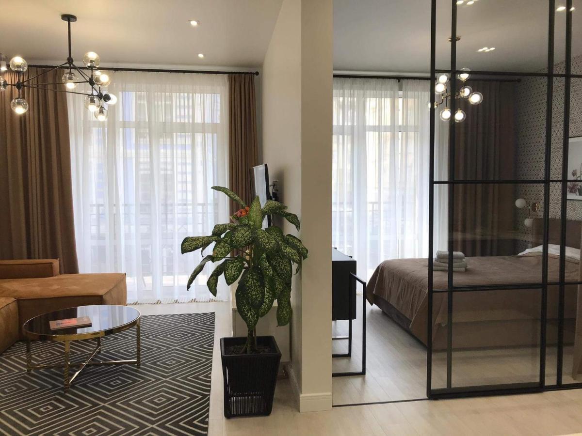 *Luxury Apartment In The City Center* Kiev Esterno foto
