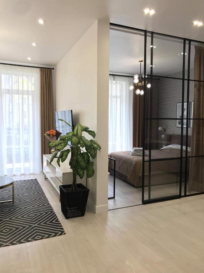 *Luxury Apartment In The City Center* Kiev Esterno foto